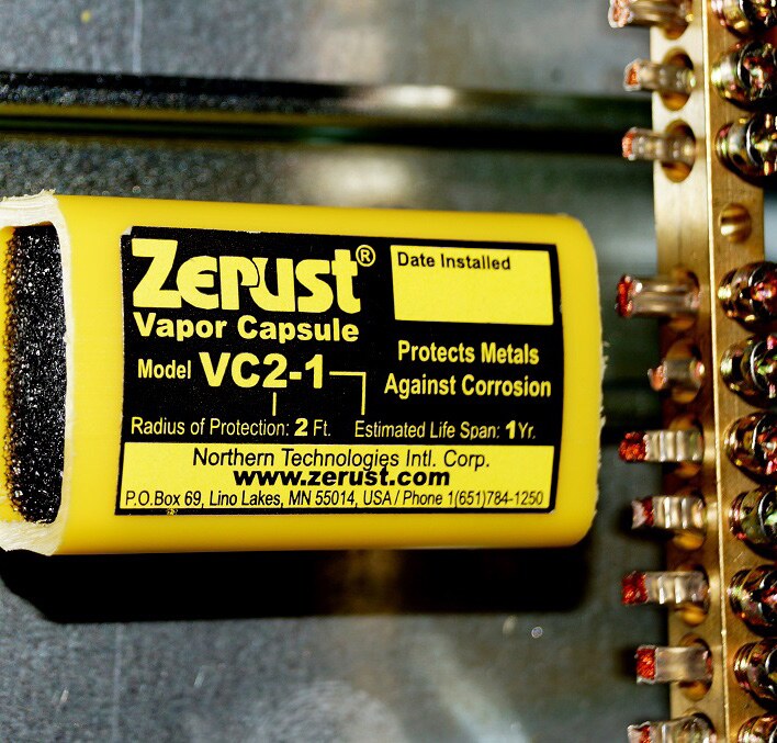 Zerust vapor capsule VC2-1 product Zerust vapor capsule VC2-1 product closeup